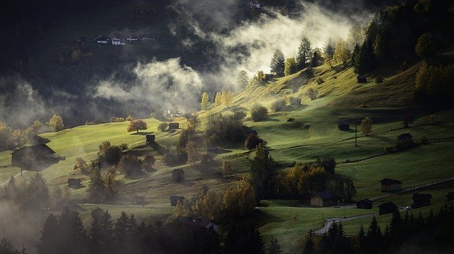 Ein wunderschöner Ausblick über die Felder der Eifel