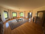 Wohnbereich - **Großzügiger Bungalow mit möglicher Einliegerwohnung in ruhiger Lage**