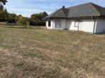 Garten - **Großzügiger Bungalow mit möglicher Einliegerwohnung in ruhiger Lage**