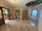 Flurbereich - **Großzügiger Bungalow mit möglicher Einliegerwohnung in ruhiger Lage**