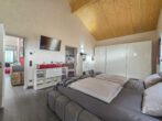 Schlafzimmer 1 - ***Neuwertiger Bungalow in ruhiger Ortslage mit gehobener Ausstattung***