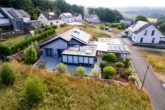 Außenansicht - ***Neuwertiger Bungalow in ruhiger Ortslage mit gehobener Ausstattung***