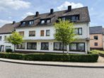 Außenansicht - ***Schöne renovierte 3 Zimmer Wohnung mit Balkon***