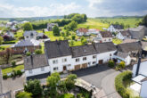 Außenansicht - ***Schönes Einfamilienhaus mit großem Garten (Baugrundstück) und separater Wohneinheit***