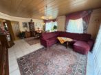 Wohnzimmer EG - *** Freistehendes Einfamilienhaus mit Einliegerwohnung in idyllischer Lage in Ulmen ***