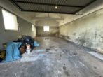3 Garage -Innenansicht - **Renovierungsbedürftiges 1-2 Familienhaus**GARTEN# Garage…